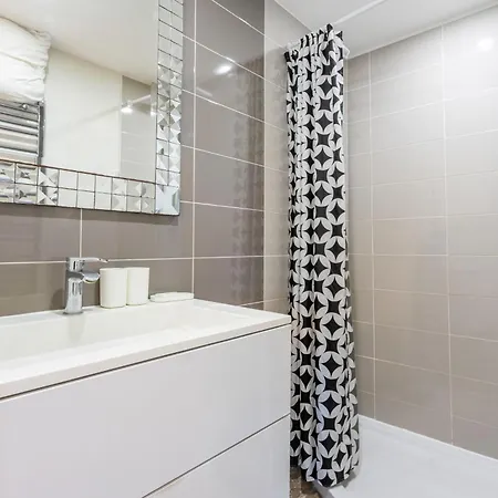 Apartment Superbe F2 Spacieux - Raphael Saint-Raphael (Var)