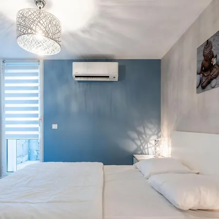 Superbe F2 Spacieux - Raphael Διαμέρισμα